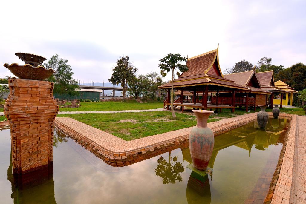 Nakaraj Princess Homestay Chiang Khong Extérieur photo